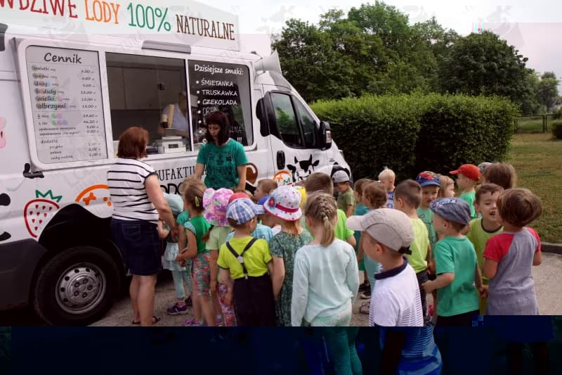 Lodowóz Lody Prawdziwe w akcji — zdjęcie 5 z 5